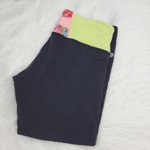 Lululemon Athletica Reversible Pants size 6